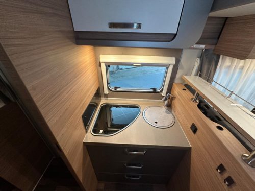 Weinsberg CaraSuite 700 MEG photo: 18