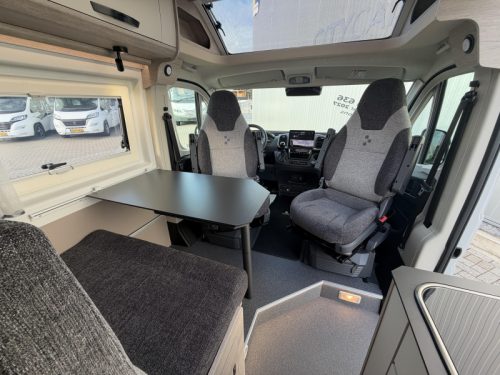 Bravia Mobil SWAN 636 Modelljahr 2027 Foto: 6