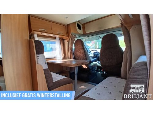 Chausson FLASH 16 ... 2011 transverse bed/lift bed photo: 8