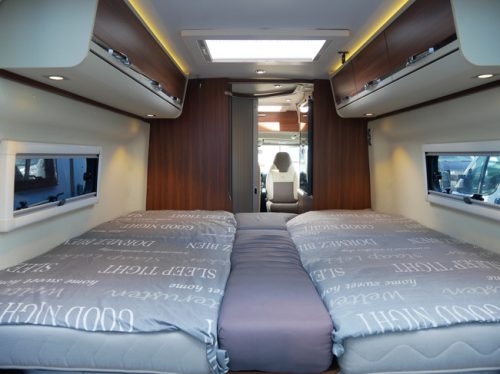 Adria Twin 640 SLX, L&auml;ngsbetten, Koni Sto&szlig;d&auml;mpfer, Bearlock Foto: 19