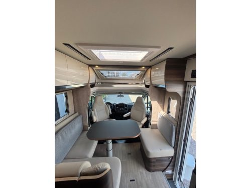 Laika Ecovip 4009 L automatic, E&P single bed photo: 10