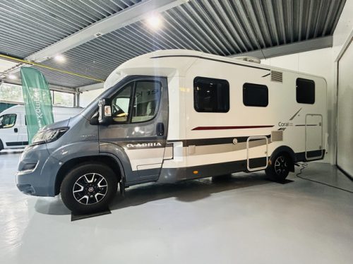 Adria CORAL S 600SL CORAL S600 SL Axess AUTOMAAT Foto: 9