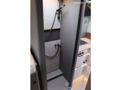 Hymer BMC-T 680 170 PS Automatik | Premium Paket | L&auml;ngsbetten | Separate Dusche | Hymer SLC Chassis | Neu ab Lager lieferbar Foto: 23