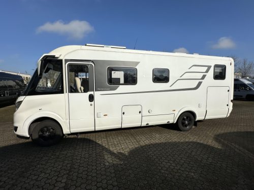 Hymer BML-I 780 OVERHEAD CUPBOARDS INSTEAD OF DROP-DOWN BED!  photo: 4