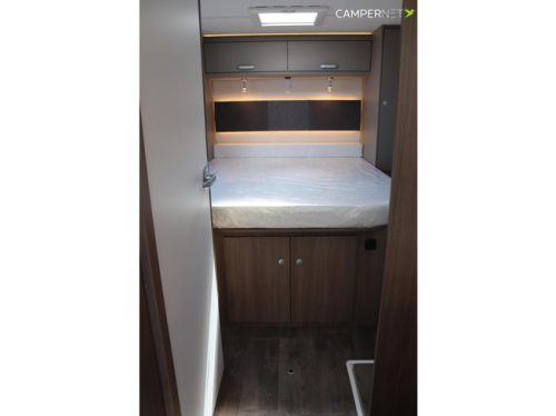 Carado T449T Edition26 165hp Automatic | French bed | Maxi Chassis | Awning | Bi-Xenon | Separate shower | Available from stock photo: 17