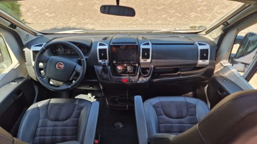 Adria 600 SPB Foto: 2