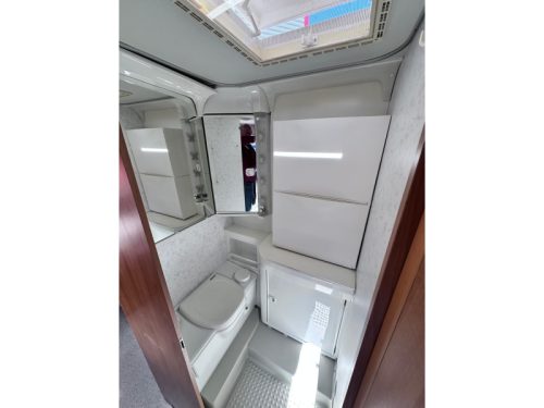 Hymer B 534 Original NL, Rundsitzgruppe Foto: 14