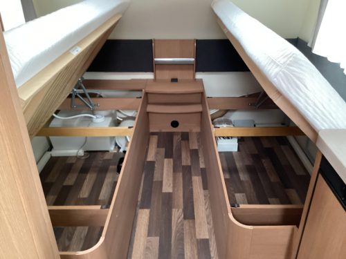 Knaus Sport 460 EU Einzelbetten Foto: 9