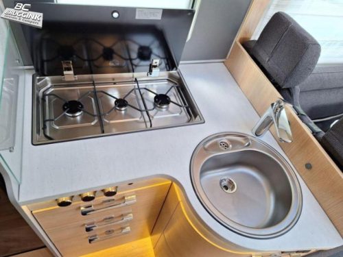 Hymer B-MC I 600 SINGLE BEDS + PULL-DOWN BED photo: 7