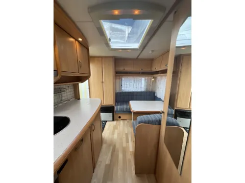 Hobby De luxe Easy 440 AWNING-MOVER photo: 6