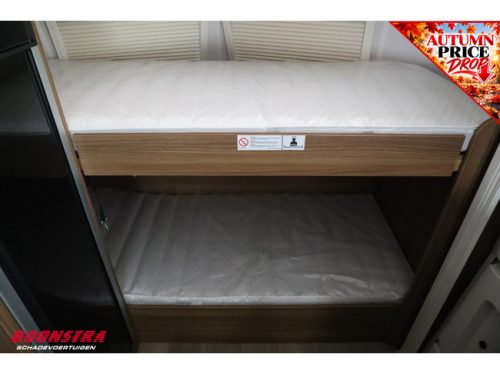 Eriba Touring 560 **NEW/NEU** Pop-top roof Bunk bed photo: 14