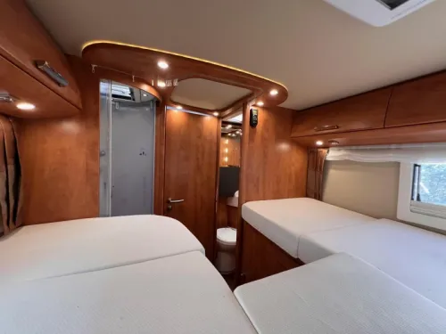 Carthago Chic C-Line I 4.9 LE AUTOMATIC/180HP photo: 11