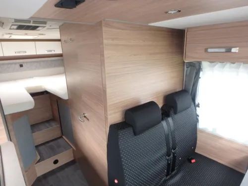 Weinsberg CaraSuite 650 MEG Foto: 15
