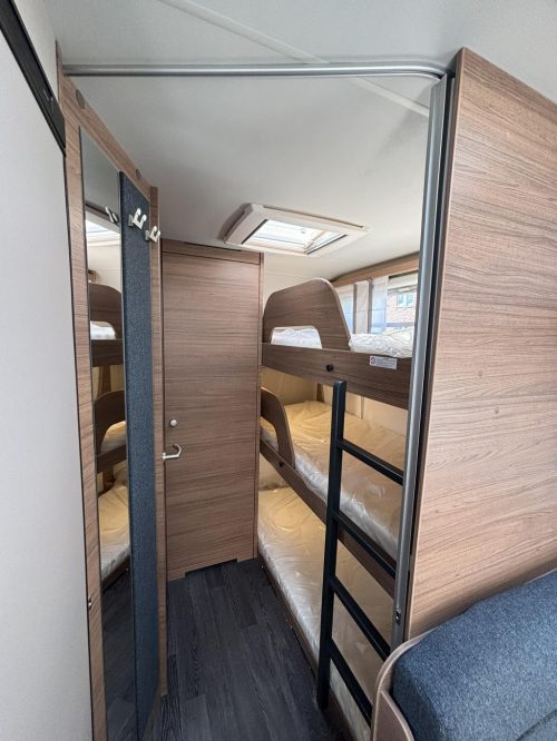 KNAUS Sport Traveller photo: 12