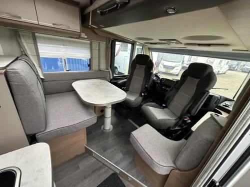 Knaus L!ve I 650 MEG AUTOMATIC 180HP photo: 6