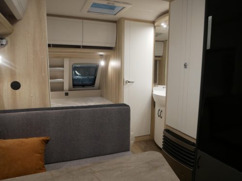 Hobby De Luxe 400 SFE JETZT BEI VAN EIJK CARAVANS! Foto: 7