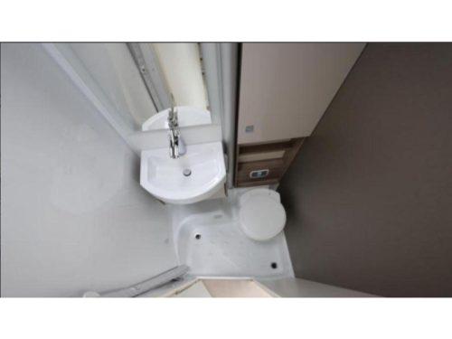 B&uuml;rstner Travel Van T 620 G HL 140PK-AUTOMAAT AKTIONSMODELL Foto: 16