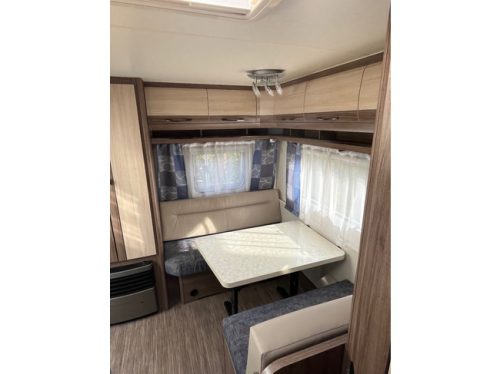 Hobby 440 Sf De Luxe top condition! fixed bed 2014 photo: 5