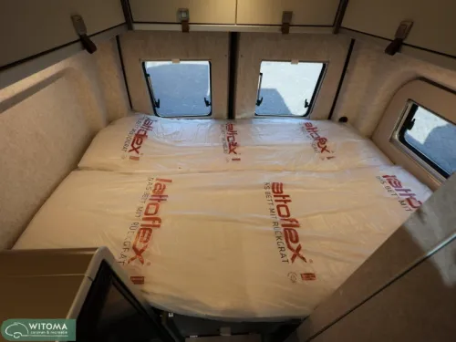 Hymer Grand Canyon S 600 4x4 4 Matic Off Grid photo: 14