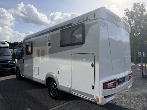 LMC Cruiser V646 photo: 5