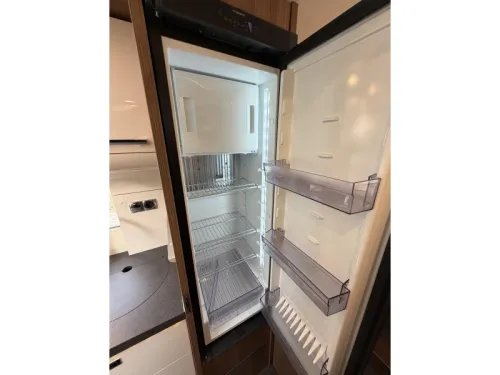Carthago C-Compactline 141 LE Maxfan, Lightweight photo: 9