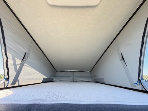 P&ouml;ssl Summit 600 TOIT RELEVABLE / 5 PLACES ASSISES*UNIQUE / 160CV AUTOMATIQUE / SYST&Egrave;ME COULISSANT GARAGE / CARPLAY photo : 3