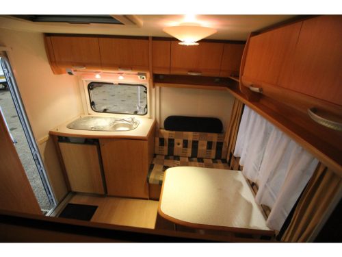 Beyerland Sprinter Lite 390 FB Awning,Bicycle rack photo: 8