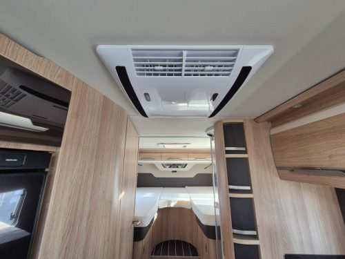 Knaus Sky TI 700 MEG 180hp automatic 2 air conditioners E84 photo: 10