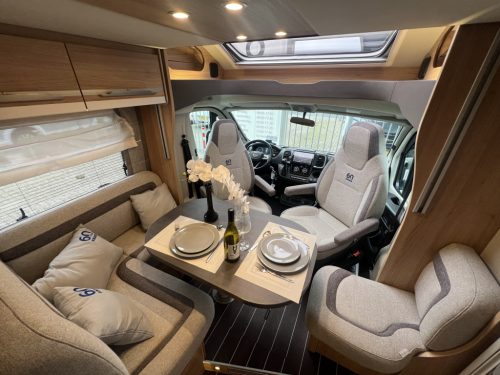Knaus Sky Wave 650 MEG SINGLE BEDS+POP-TOP ROOF 9-SPEED AUTOMATIC photo: 1