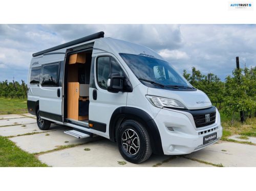 P&ouml;ssl Roadcruiser 640 Automatic / New condition / Van conversion photo: 0