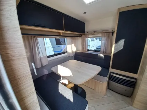 Caravelair Sport Line 492 Aktion: Kostenlose Rangierhilfe Foto: 2