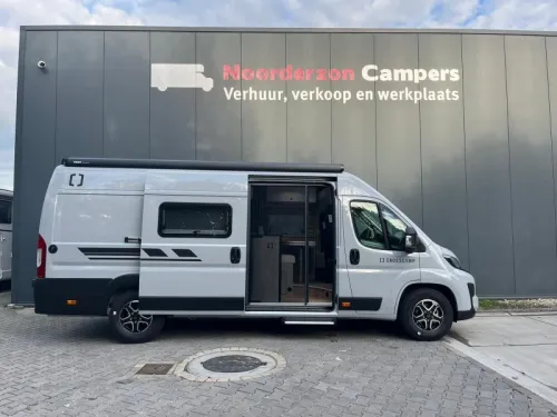 Crosscamp ADVTR 6.4 EF - Automatik - Sehr modern  Foto: 16