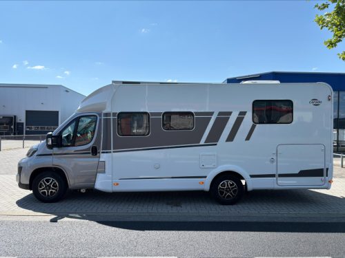 Carado T 459 PRO+ Queensbed + very complete photo: 2