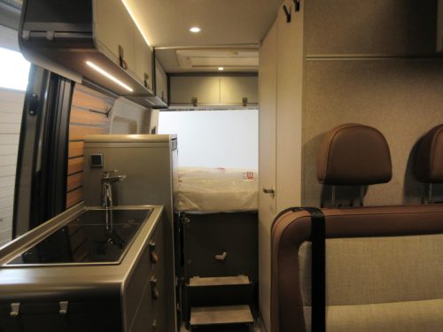 Hymer Grand Canyon S 600 4X4 AUTOMAAT 190 PK Foto: 5