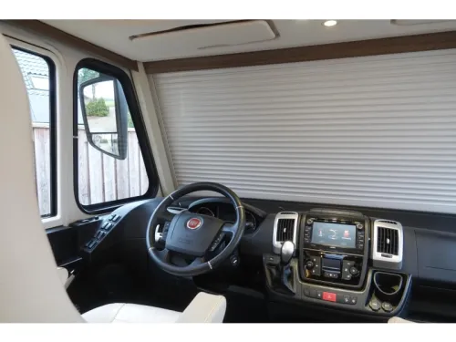Hymer B-Klasse 704 PL 2-Personen-Ausf&uuml;hrung Foto: 8