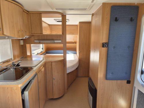 B&uuml;rstner Ventana 460 TS Mover-Awning with front wall photo: 3