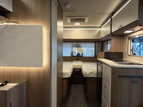 Tabbert Cazadora 460 E single beds photo: 16