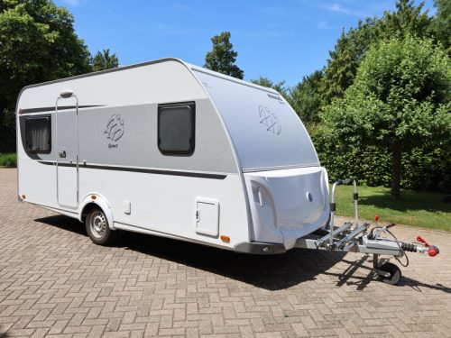 Knaus Sport 450 FU inklusive Vorzelt
