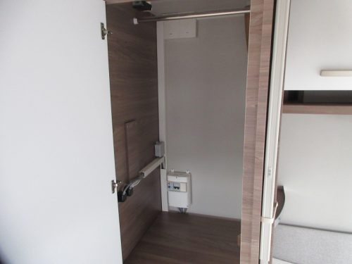 Knaus Sport Silver Selection 400 QD MIT RANGIERHILFE UND VORZELT Foto: 13