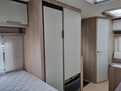 B&uuml;rstner Premio 395 TS Kassettenmarkise-Vorzelt  Foto: 17
