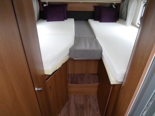 Knaus Van TI 650 MEG Platinum, Lits jumeaux, Climatisation de toit photo : 17