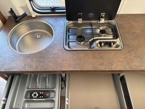 Eriba Touring 630 Legend Mover/Thule awning  photo: 8