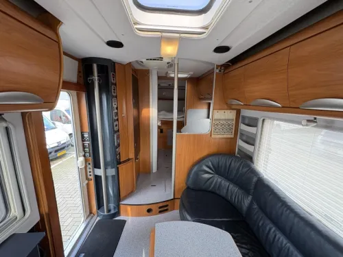 Hymer S 820 photo: 9