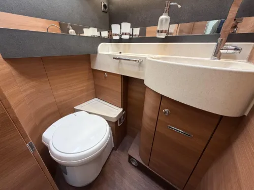 Carthago Chic C-Line 49 LE Levelling system, Lithium, photo: 21