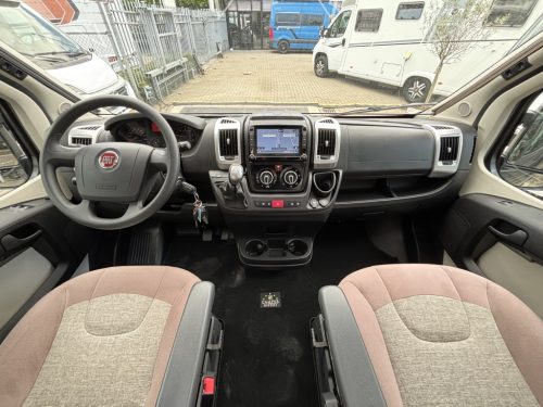 Carthago Malibu Van Charming GT 600 DB AUTOMATIC SINGLE BEDS 5.99M EURO 6 photo: 13