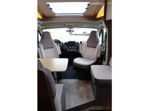 LMC Tourer T730G 165pk | L&auml;ngsbetten | Thule Markise | Thule Fahrradtr&auml;ger| Separate Dusche | Zenec Multimediasystem | Foto: 8