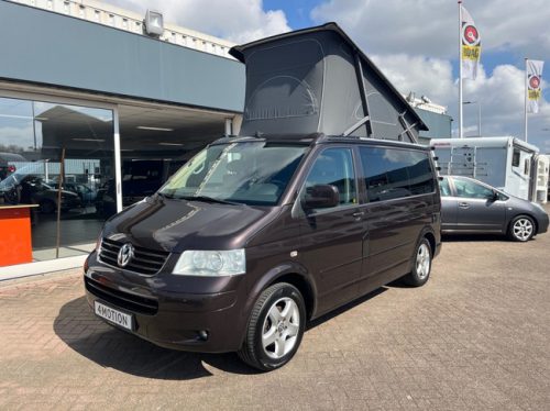 Volkswagen California T5 2.5tdi 4 Motion Pop-top roof Cruise Control Climate Control Bearlock CarPlay photo: 2
