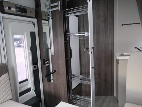Benimar Cocoon 488 GRATIS AUTOMAAT Foto: 9