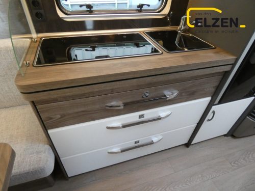 Hobby Excellent Edition 540 UL Mover, awning, bike rack photo: 5