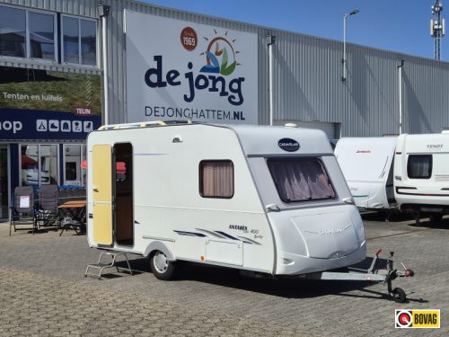 Caravelair Antares 400 Auvent et Store